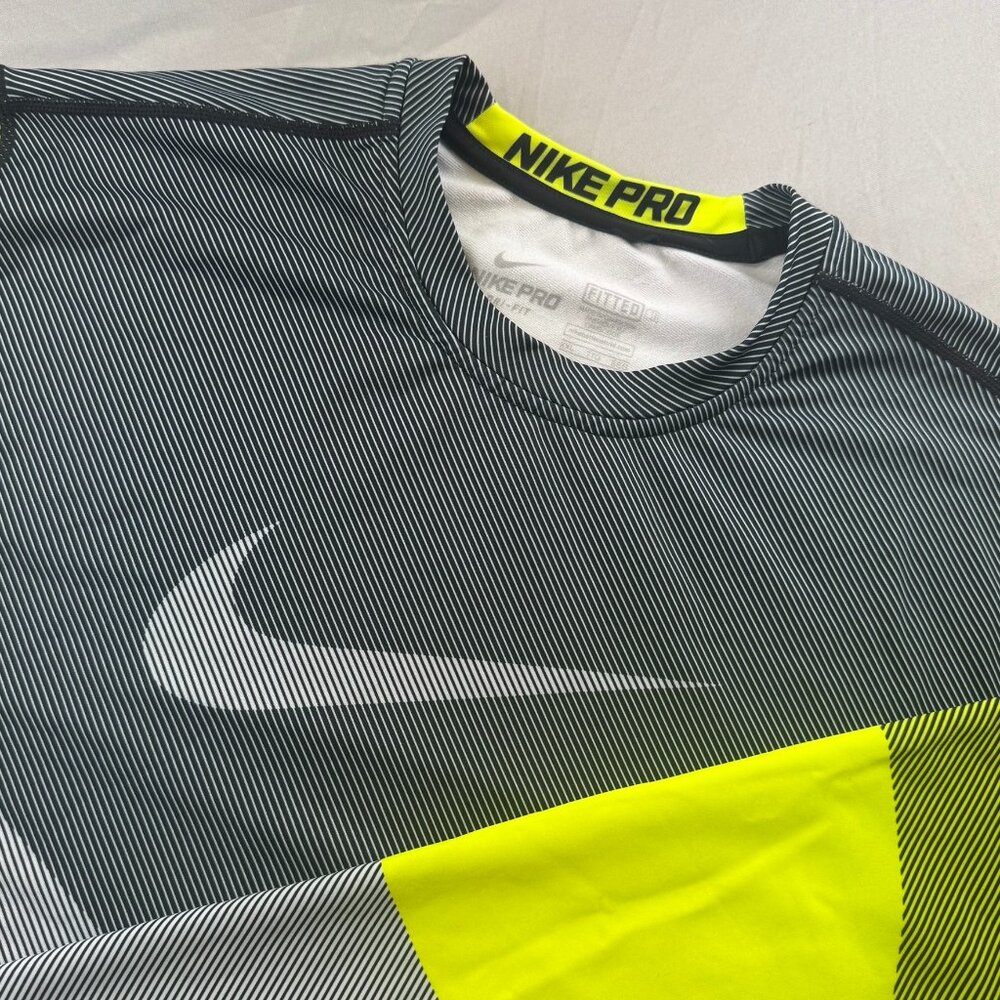 NIKE PRO GAMMA HYPERWARM Long Sleeve Training MENS XXL Workout Reflective Sports